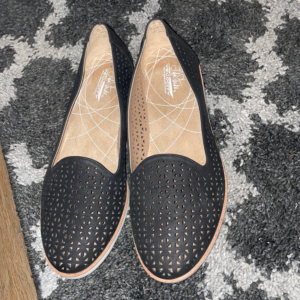 Size 8.5 LifeStride flats